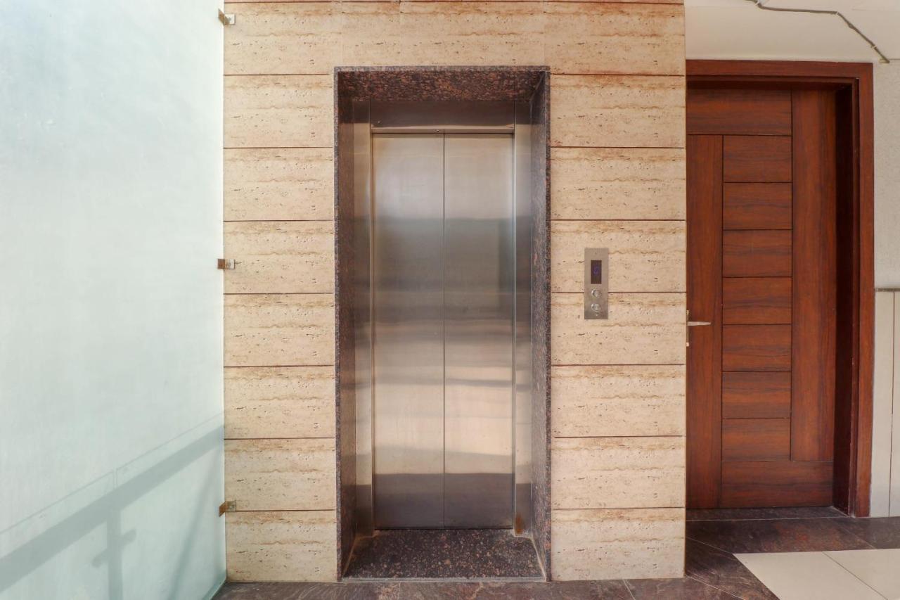 Capital O 76444 Hotel Hill-Top Inn Narendra Nagar Екстер'єр фото