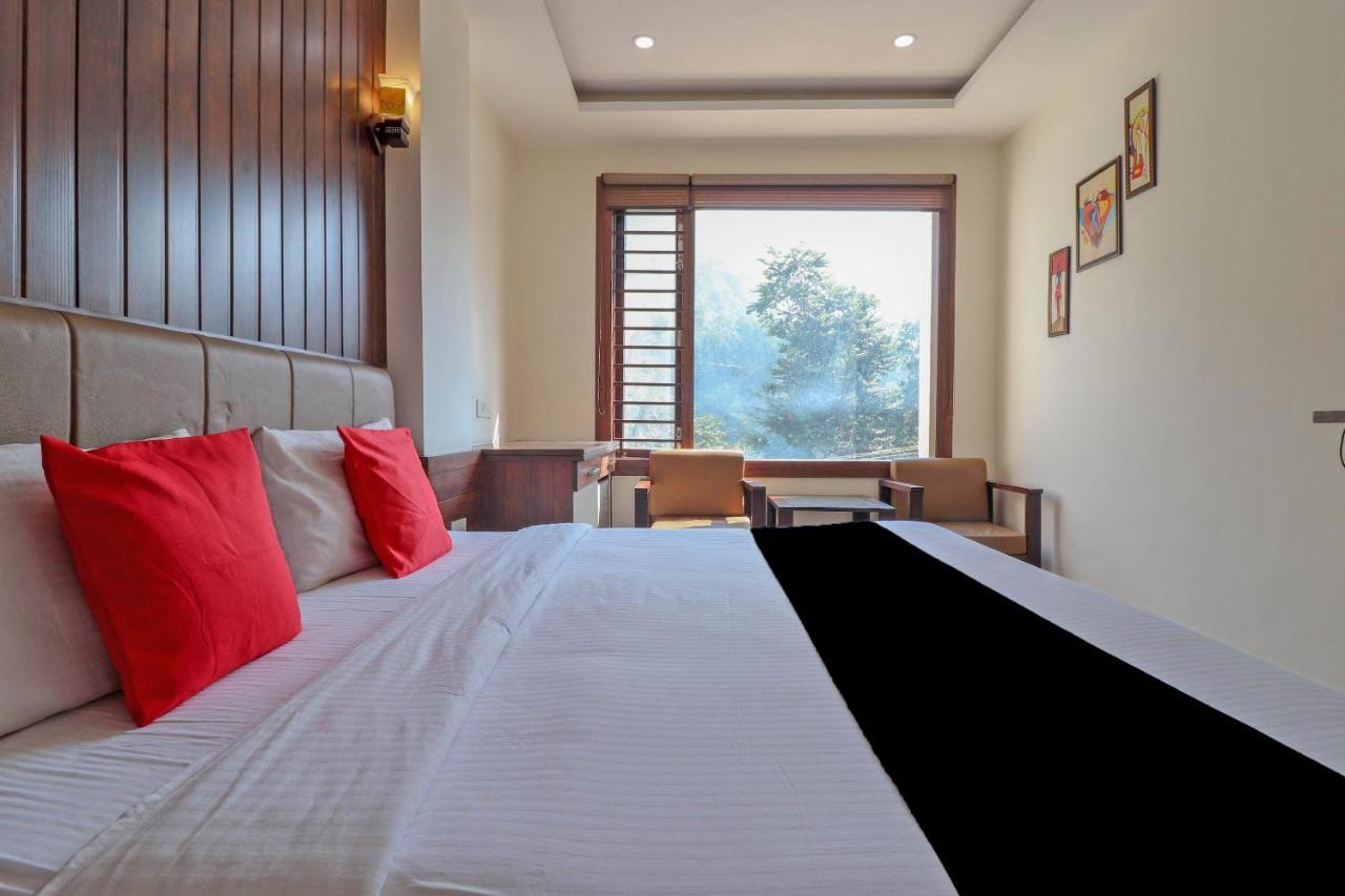 Capital O 76444 Hotel Hill-Top Inn Narendra Nagar Екстер'єр фото