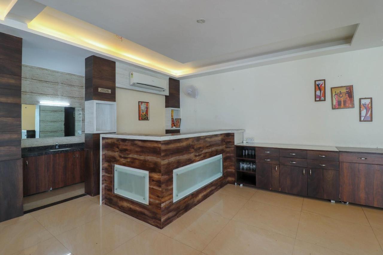 Capital O 76444 Hotel Hill-Top Inn Narendra Nagar Екстер'єр фото